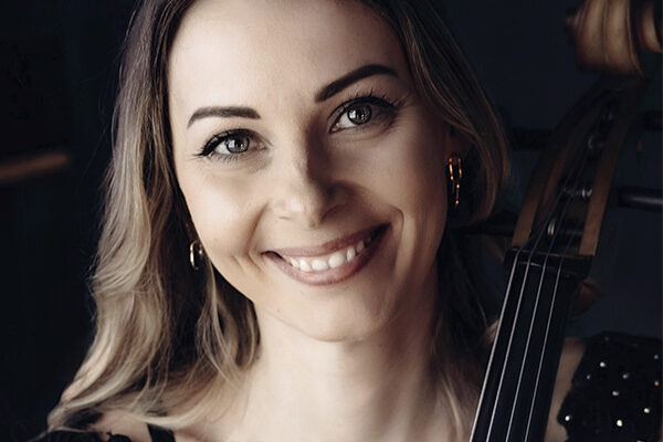 Evgeniia Zdorova cellist