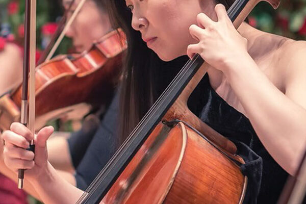 Hyun Ji Kwon cellist