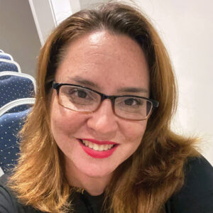 Laura Reyes vocalist