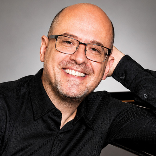 Robert Plano, pianist